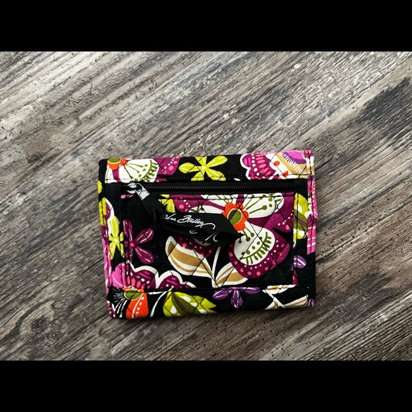 Vera Bradley small, trifold wallet - Picture 2 of 3